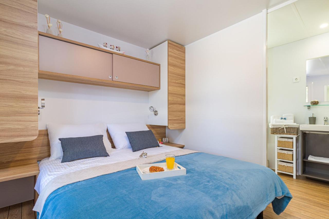 Hemy Casa - Lux Mobile Homes Rovinj Exterior photo